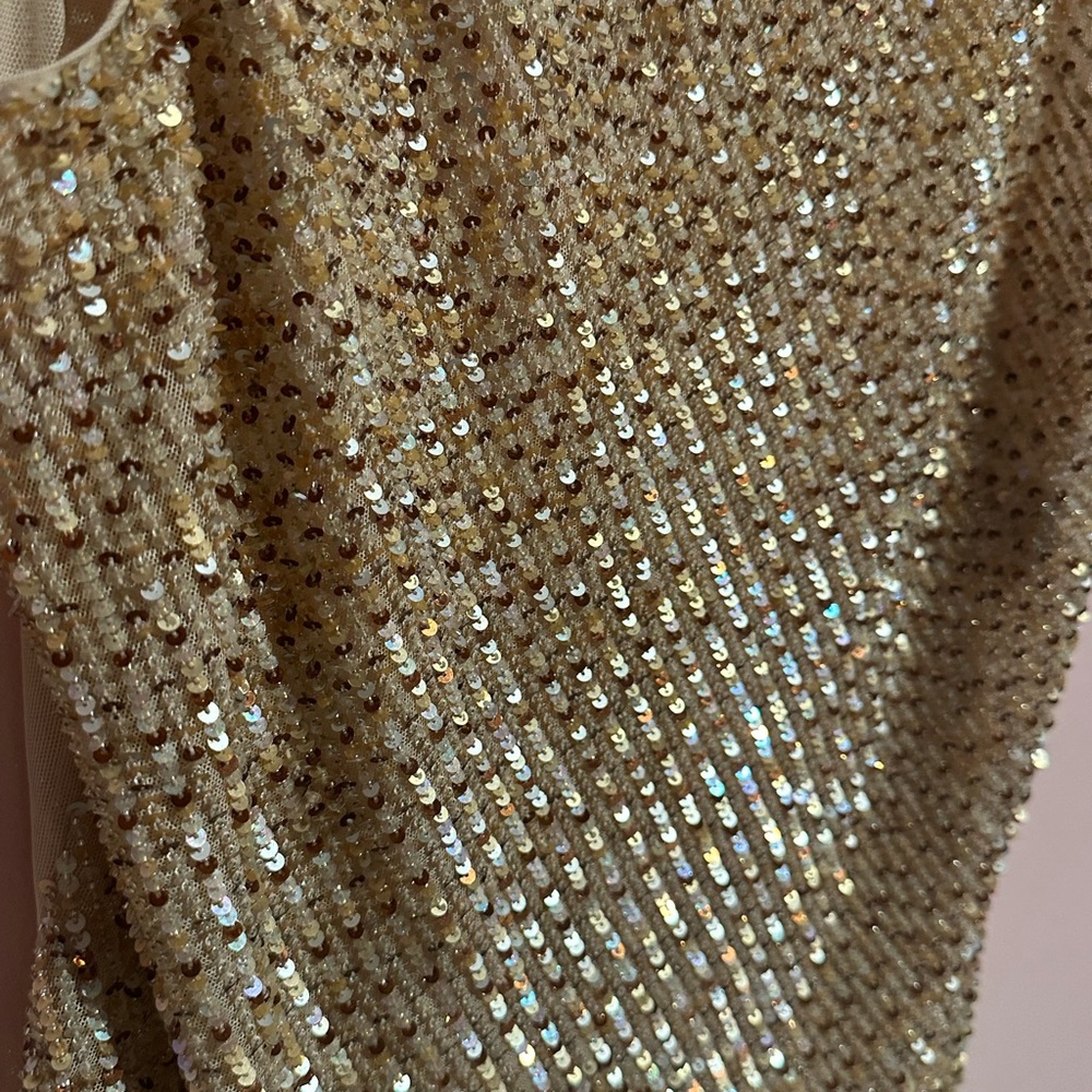ESCADA gorgeous sequin top - Picture 3 of 5